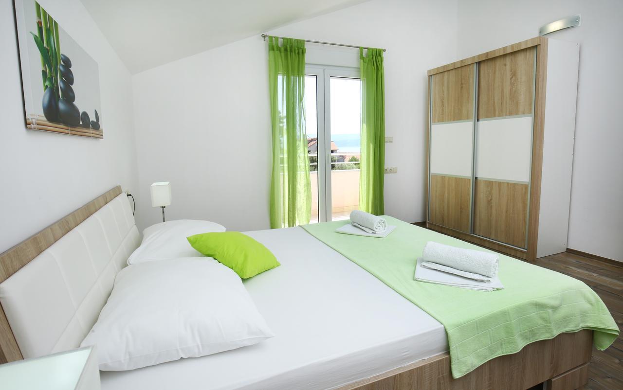 אומיס Apartments Nemira Exclusive מראה חיצוני תמונה