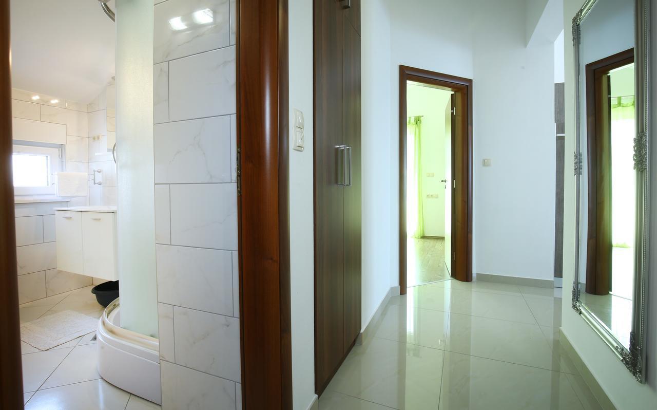 אומיס Apartments Nemira Exclusive חדר תמונה